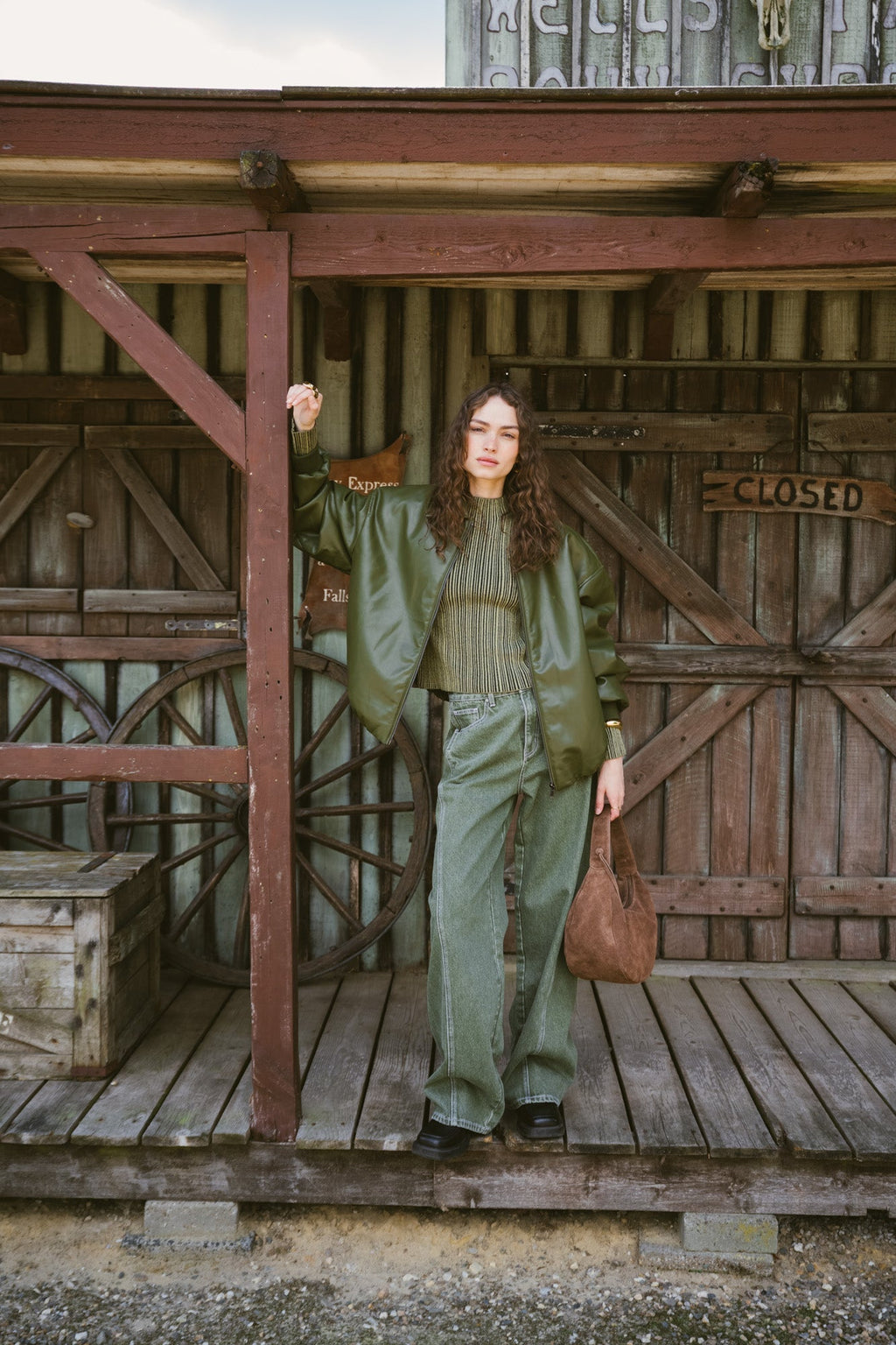 Missy Relaxed Seam Jeans Olive